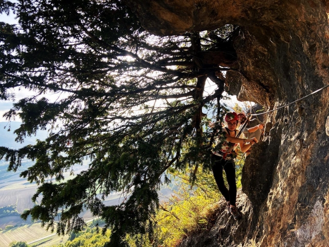  Genießen Sie die Route eines Klettersteigs 