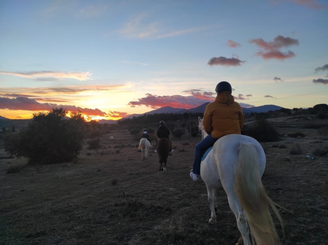  Godetevi un tramonto nel bacino idrico di San Juan 