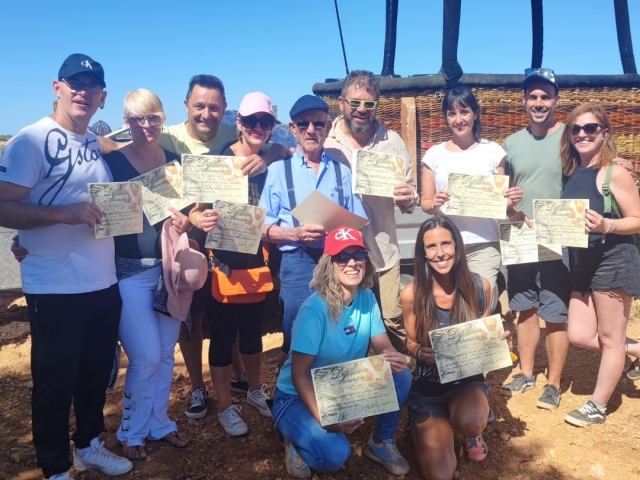 Todos con el certificado de vuelo