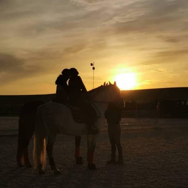 Paseo a caballo romántico en Cabanillas