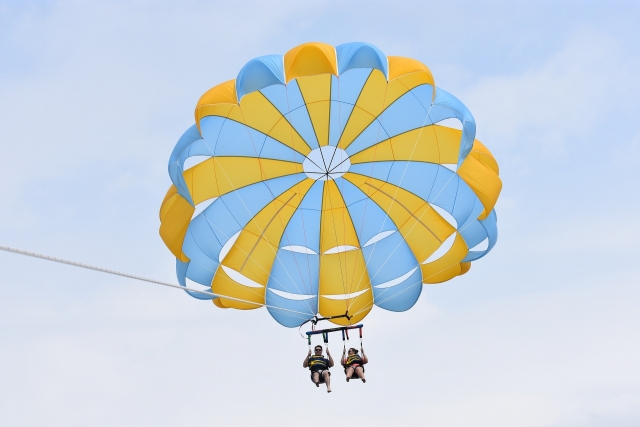 Parasailing puerto de Badalona