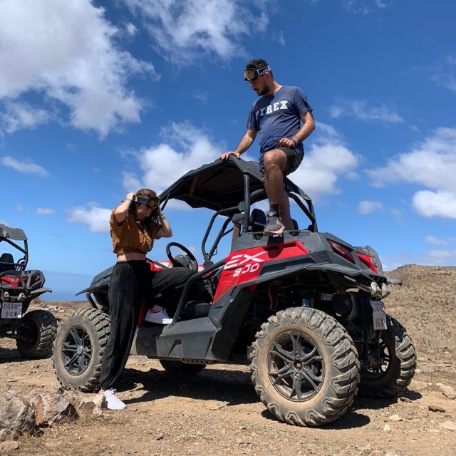 Buggy biplaza en la isla Canaria