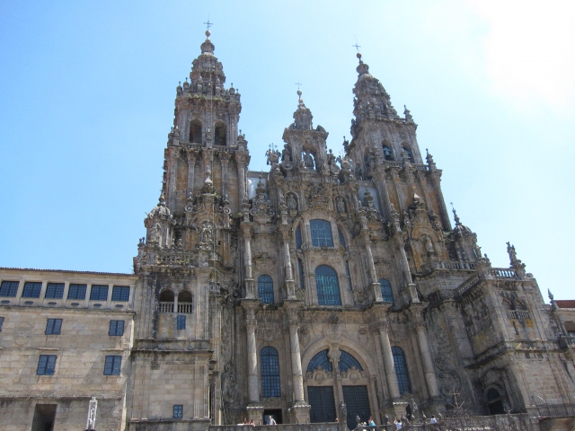  Facciata della cattedrale 