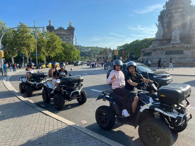  En quad autour de la ville de Barcelone 