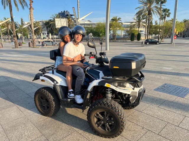  Essayez nos quads électriques 