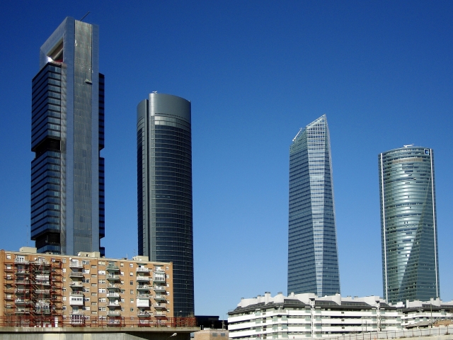Las cuatro torres