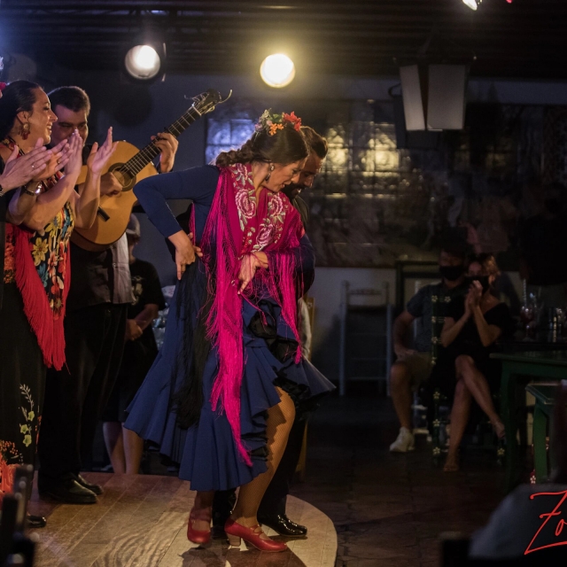  Dancers and dancers 