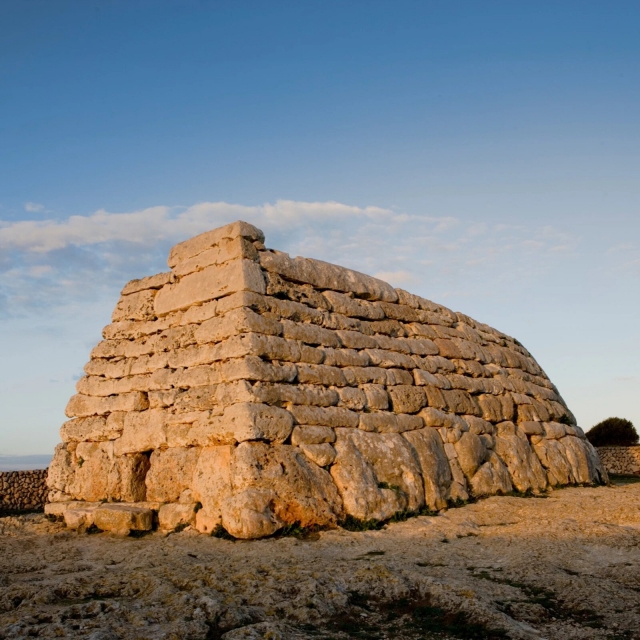  Naveta d'Es Tudons 