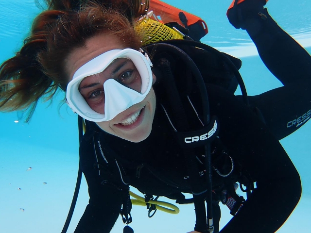  Dive with us 