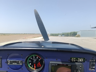 res_o-67207-vuelo-en-avioneta_de_ana-maria-silva_17843018474446.jpg