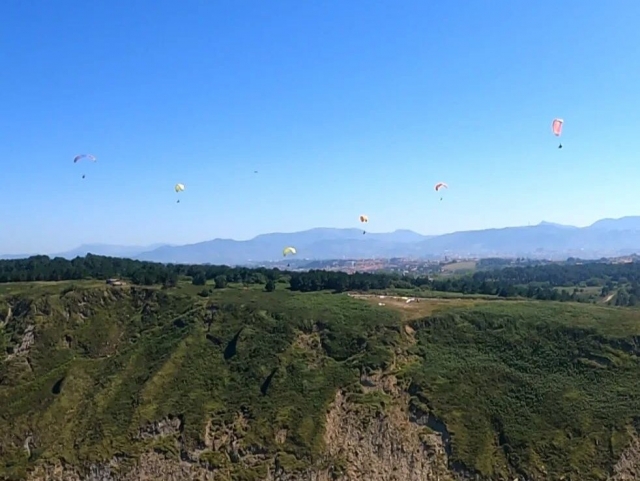 Paragliding flights in Guadalajara 