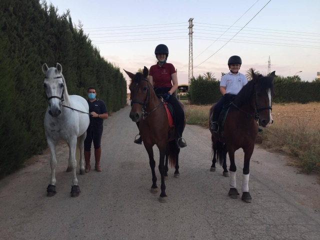 Goditi una passeggiata a cavallo attraverso Murcia 