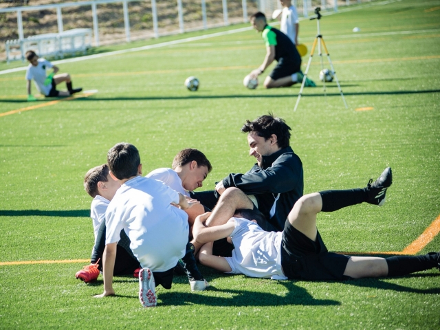  Divertimento con i compagni di squadra 