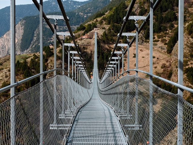Pont Tibetá de Canillo