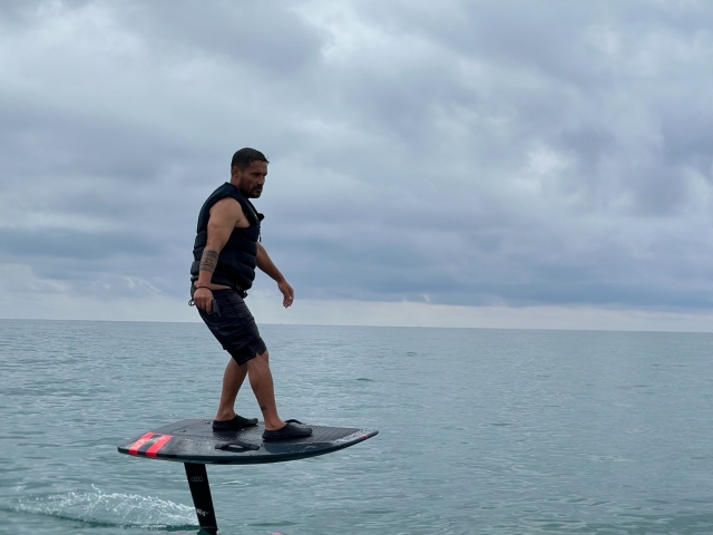 测试以进行电子光量
