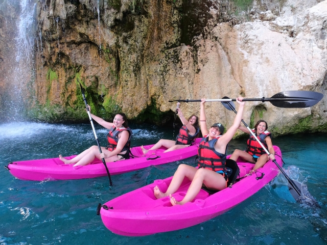 Ruta en kayak con amigas