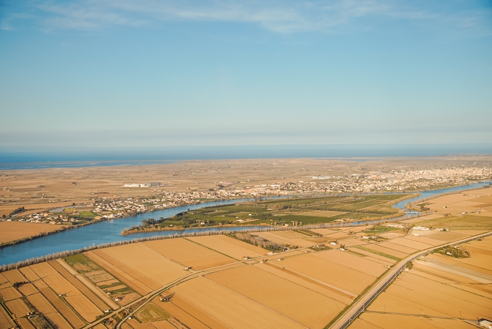 Conoce las vistas del Delta del Ebro en avioneta