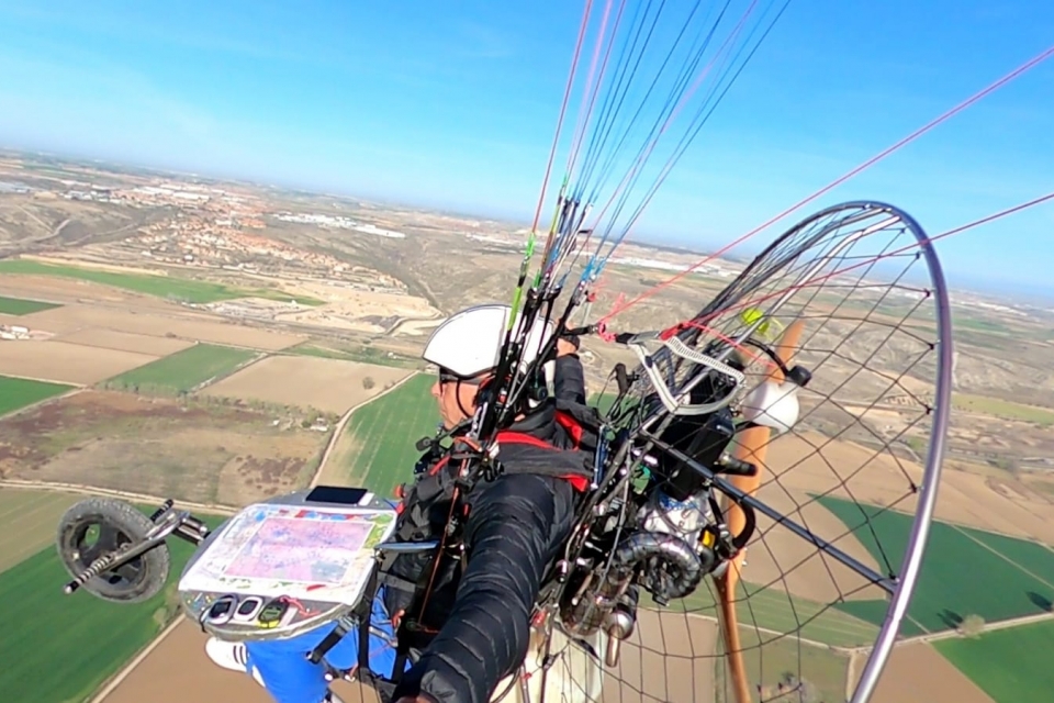  voo em paramotor
