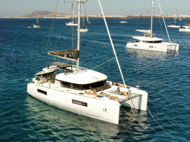Charter Canarias