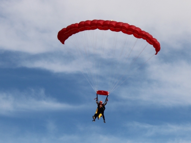 Salto en paracaídas en Cuenca