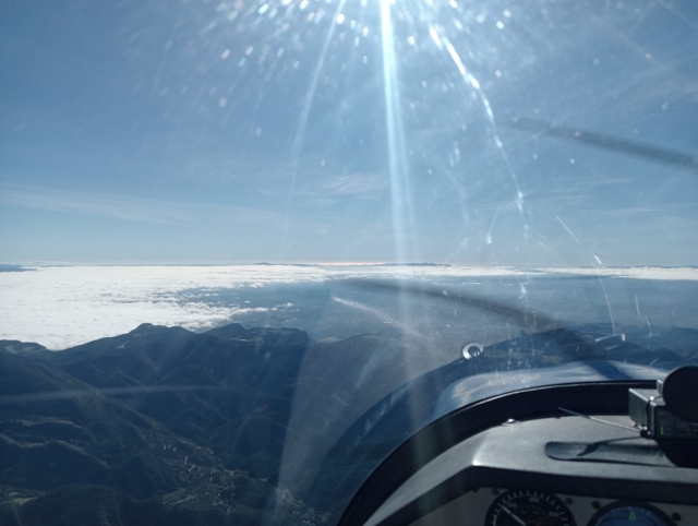 Vuelo de divulgación
