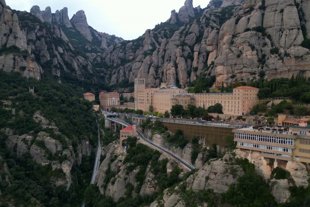 Disfruta de Montserrat desde el funicular