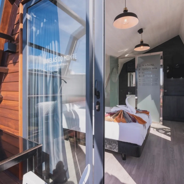  Schlafzimmer mit Badezimmer 