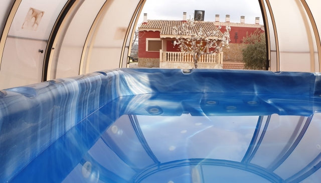  Jacuzzi dans le dôme 