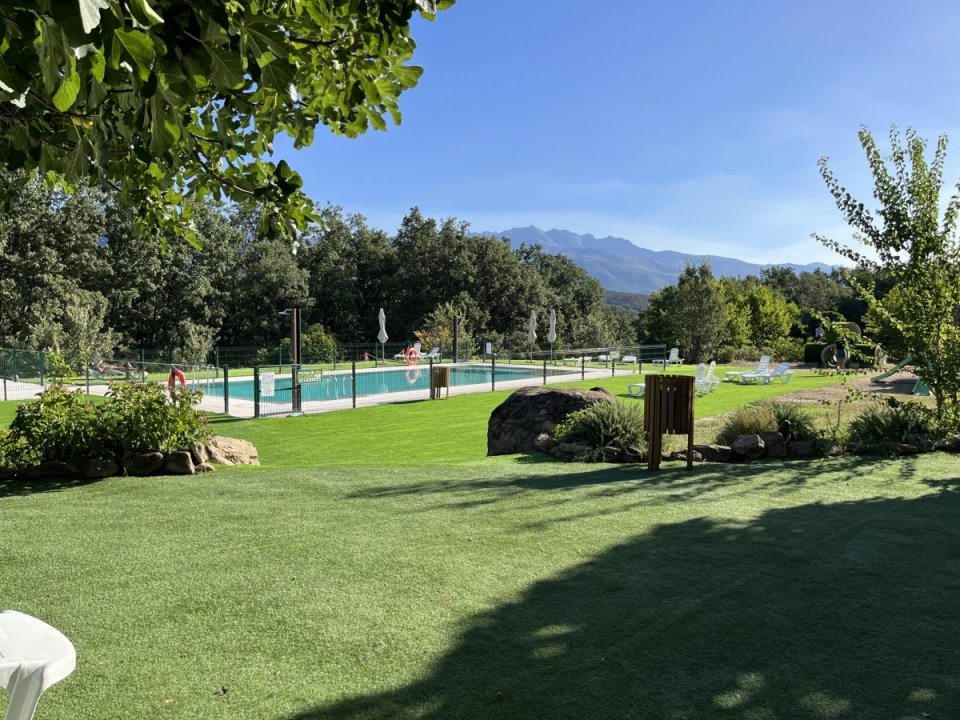  Piscine du complexe rural 