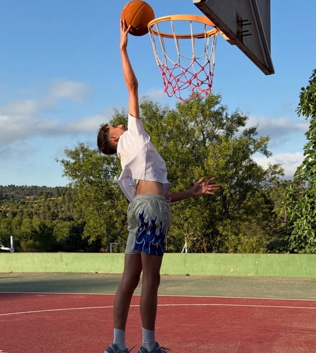  Basketball camps in Requena 