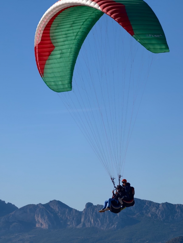 Experiência de parapente na Comunidade Valenciana 