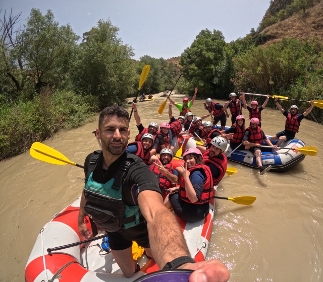  Découvrez la rivière Cordoue en pratiquant le rafting 