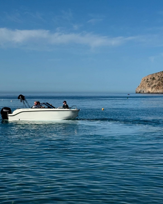 Alquila un barco en Almeria