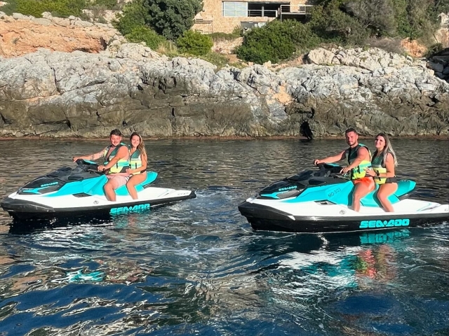 Jet skis biplaza