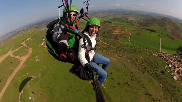  Paragliding flight in Alarilla 