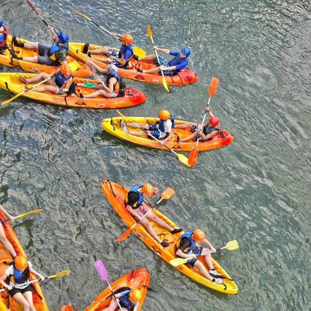Disfruta de un dia en canoa