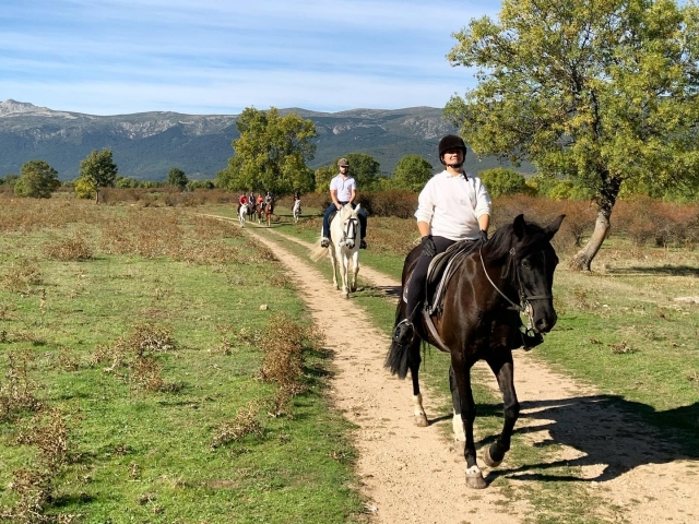 Excursion équestre dans la vallée de Lozoya 