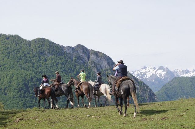 A caballo en los Pirineos