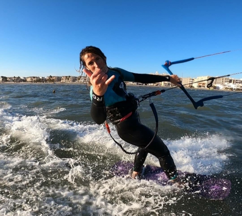 Genießen Sie einen Kitesurf-Kurs 