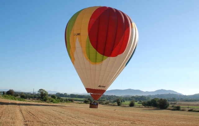 Globo despegando