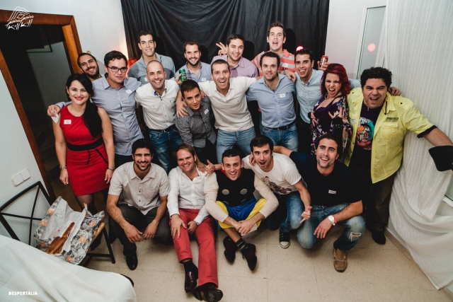  Group photo 