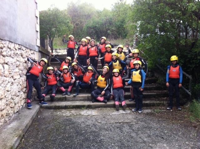  Grupo Preparado para Aventura em Cuenca 