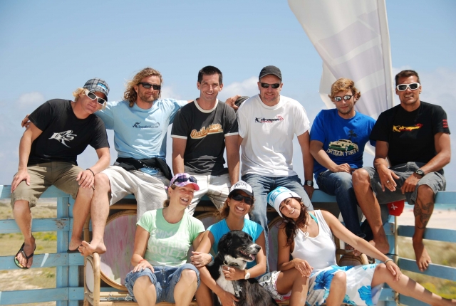  Dragon Team, Strandbar Waves 
