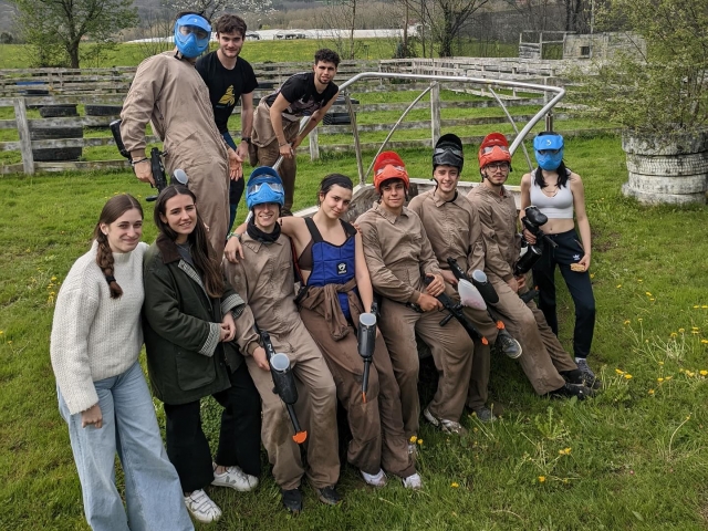  Partita di paintball con gli amici 