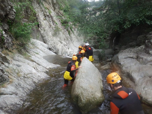  Canyoning in Les Anelles 