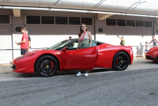 Conduire une Ferrari 488 Circuit Montmeló, 3 tours