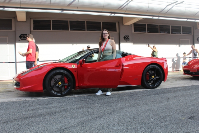 Pilota un Ferrari 488 Circuit Montmeló, 3 vueltas Pilota un Ferrari 488 Circuit Montmeló, 3 vueltas