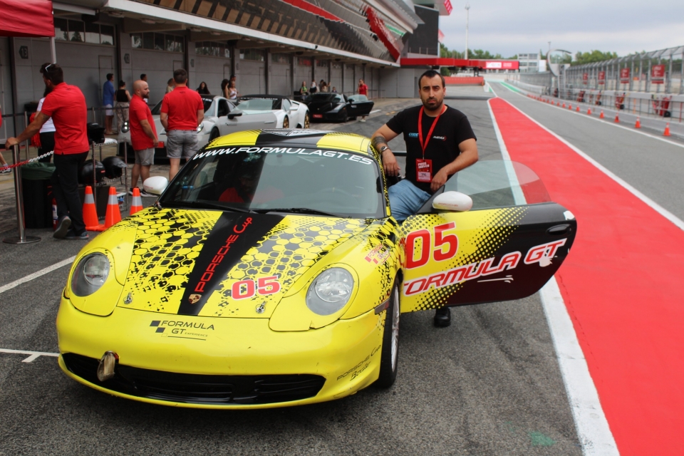 Pilota un Porsche en Barcelona
