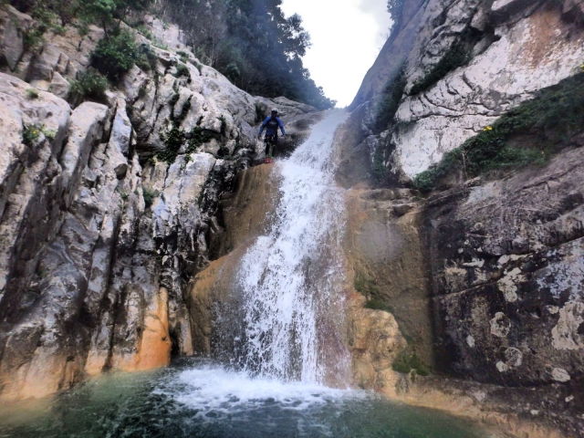  Cascades 