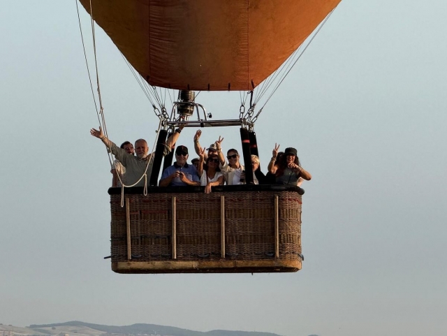  Foto de família no balão 